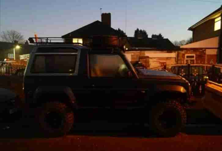 Daihatsu fourtrak 4x4 Green laneing 35s snorkel