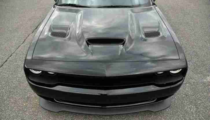Dodge Challenger SRT Hellcat