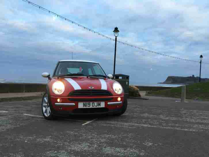 EXCELLENT CONDITION LOW MILLAGE MINI COOPER