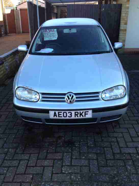 Excellent condition Golf 1.6 Silver