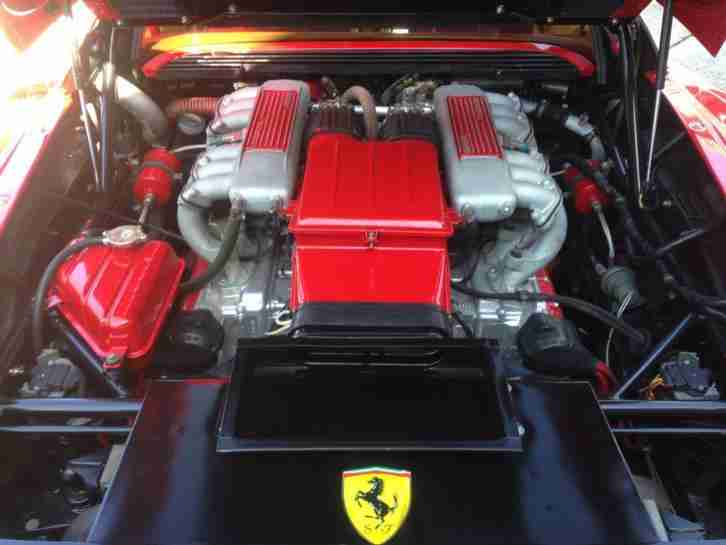 FERRARI TESTAROSSA