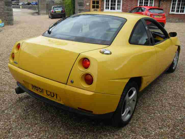 FIAT COUPE 20V TURBO - BROOM YELLOW WITH BLACK LEATHER