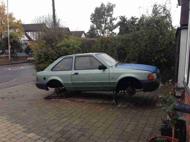 FORD ESCORT 2 DOOR SHELL PROJECT CAR. POSSIBLE RS RALLY RACE COSWORTH REPLICA ET