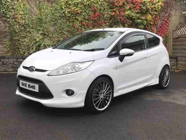 FORD FIESTA ZETEC 1.6TDCI 3 DOOR WHITE 2011