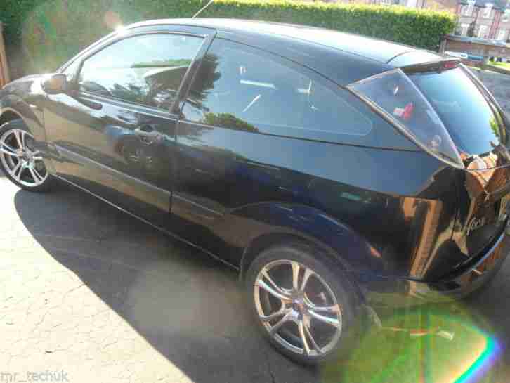 FORD FOCUS EBONY LIMITED EDITION 1.6 16V