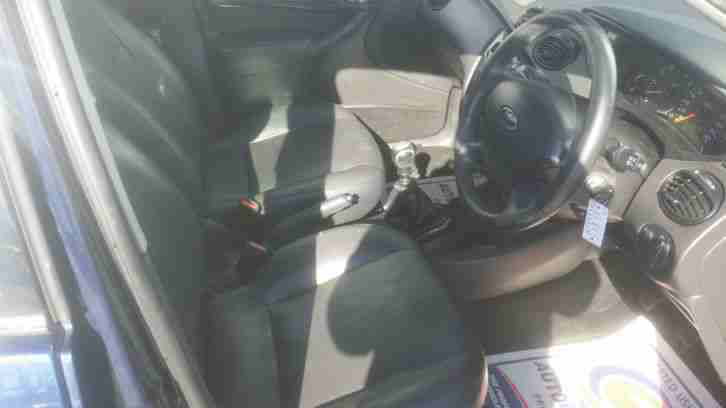 FORD FOCUS GHIA 2.0 16V PETROL 5 DOOR HATCHBACK BLUE 2003 5 SPEED MAN