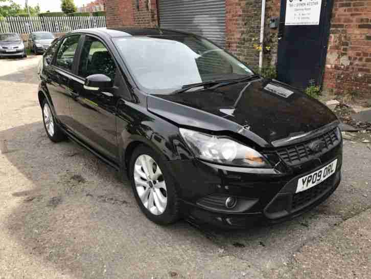 FORD FOCUS ZETEC S 1.6 115 2009 BLACK MINOR DAMAGE REPAIRABLE SALVAGE