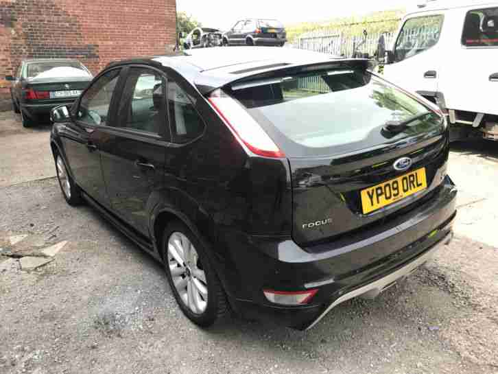FORD FOCUS ZETEC S 1.6 115 2009 BLACK MINOR DAMAGE REPAIRABLE SALVAGE