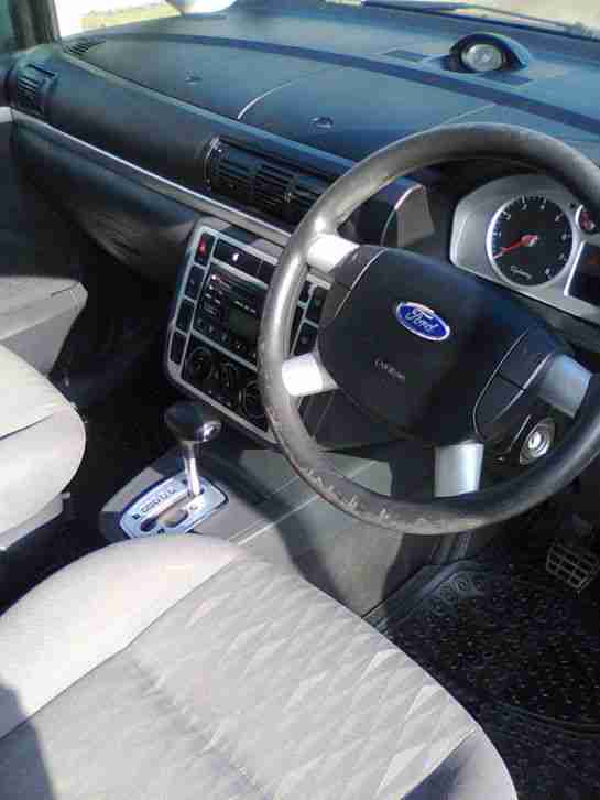 FORD GALAXY 02 REG AUTOMATIC SPARES OR REPAIR