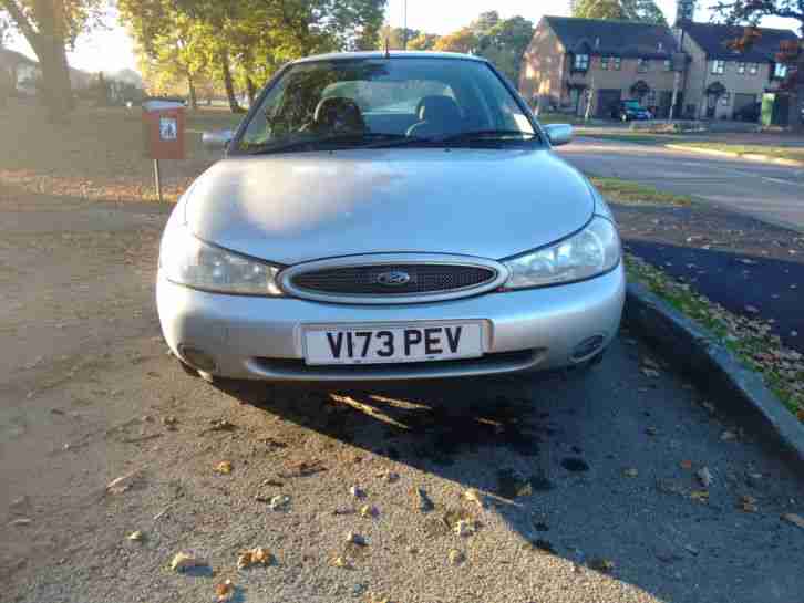 FORD MONDEO ZETEC SILVER, LOW MILEAGE & LOADS OF HISTORY