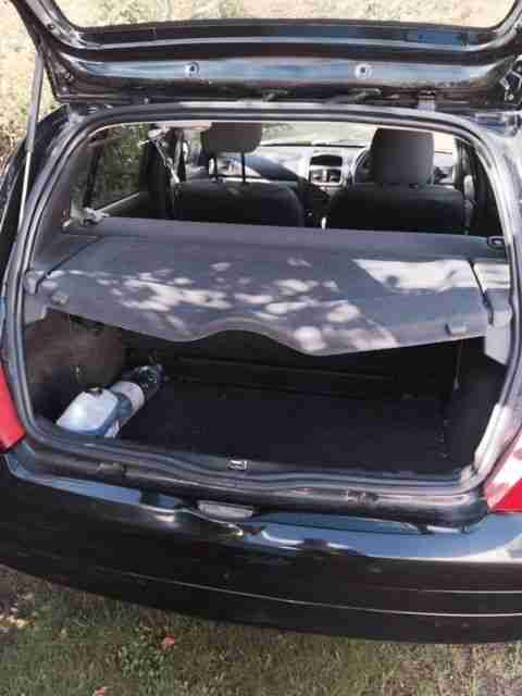 Fantastic 1st Car - Black 07Plate Renault Clio - LOW MILEAGE - ABS, CD Player,5D