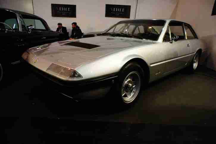 Ferrari 365 GT4 2+2