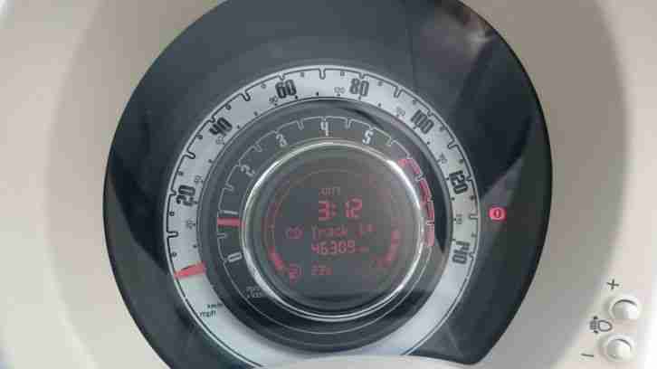 Fiat 500 Lounge 1.2 --- LOW MILEAGE £3400 ONO NEW LOWER PRICE, VERY FLEXIBLE