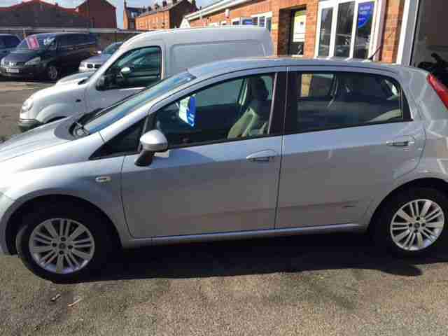 Fiat Grande Punto 1.4 Dynamic 2006 Petrol 5 Door Hatch Back