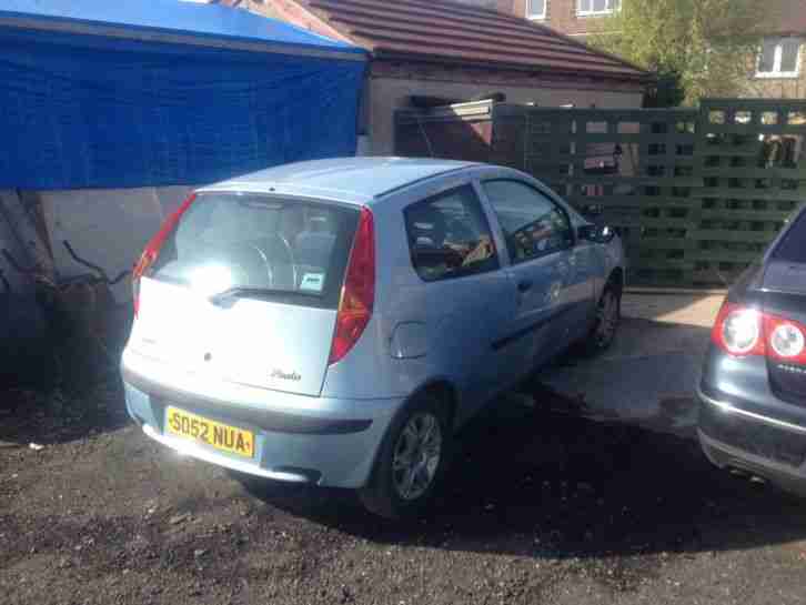 Fiat Punto 1.2 2003 great cheap fuel economy, city car, first car