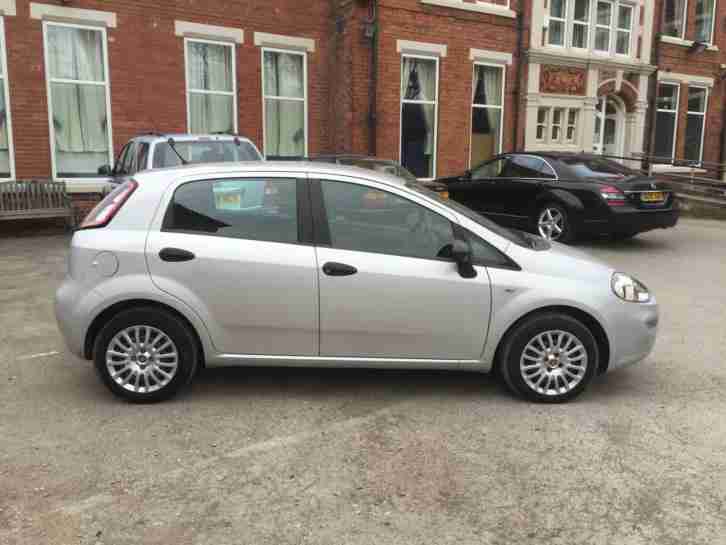 Fiat Punto 1.2 8v ( 69bhp ) ( s/s ) POP