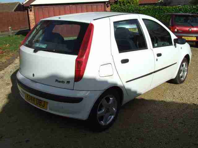 Fiat Punto 1.2 ELX 8V 5 Door White 90,000 Miles 2000 X Reg Drives Good