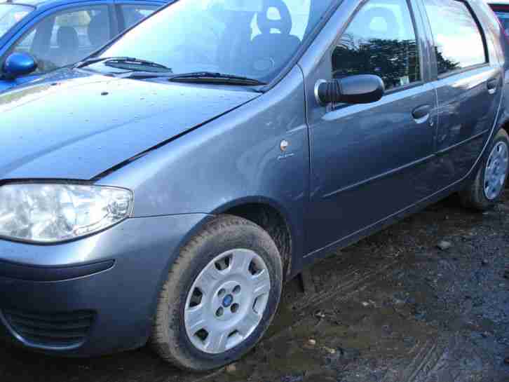 Fiat Punto Active 1.3 8v Facelift 2004 Five Door Spares Or Repair