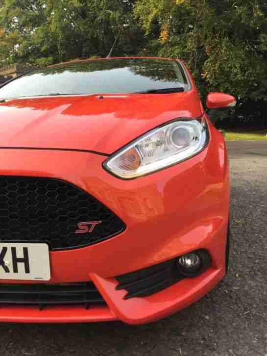 Fiesta st2 2015