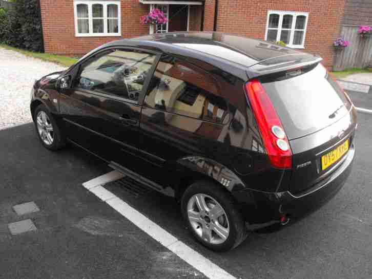 Ford Fiesta 1.2 Zetec 2007 Black - Great Condition