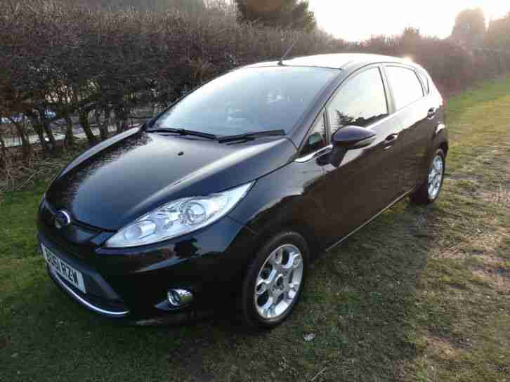 Ford Fiesta 1.25 ( 82ps ) 2011 Zetec FULL DEALER HISTORY