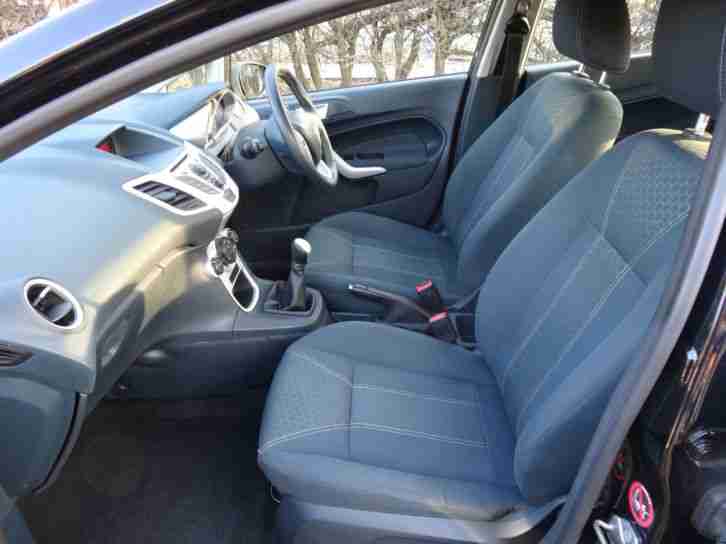 Ford Fiesta 1.25 ( 82ps ) 2011 Zetec FULL DEALER HISTORY