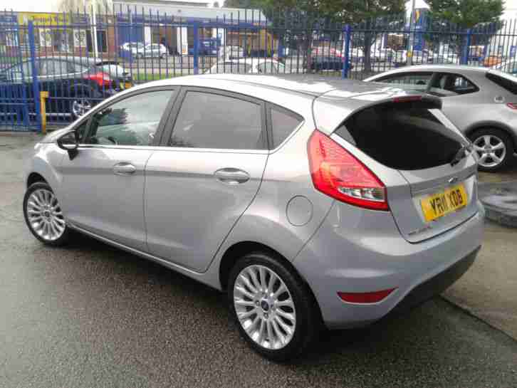 Ford Fiesta 1.4 Titanium 5 Door Automatic 2011 '11 Plate