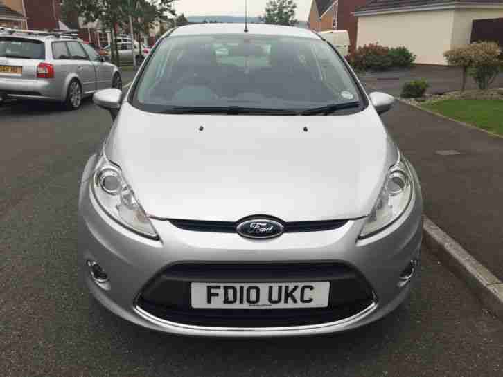 Ford Fiesta zetec 1.6 tdci 2010
