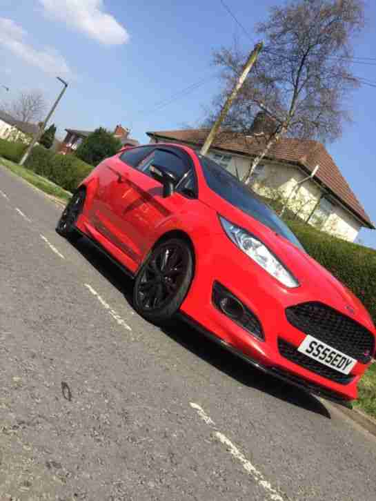 Ford Fiesta zetec s red edition