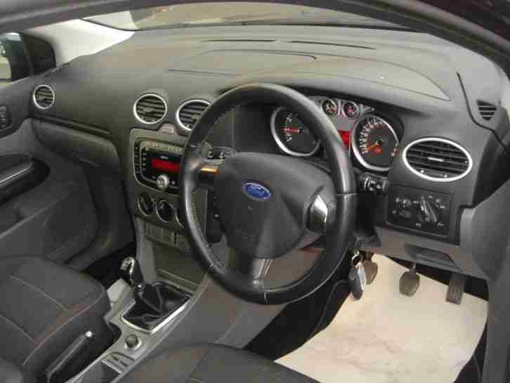 Ford Focus 1.6 ( 100ps ) 2008.25MY Titanium