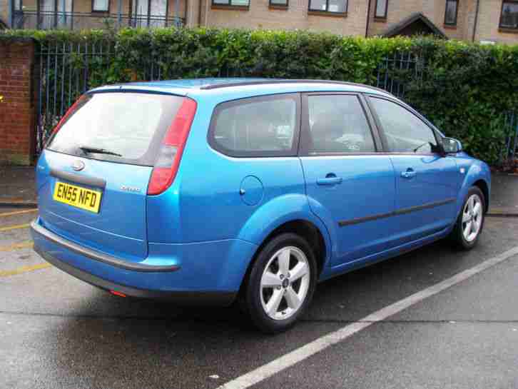 Ford Focus 1.6 Zetec Climate Automatic Estate - 2 lady owners from new