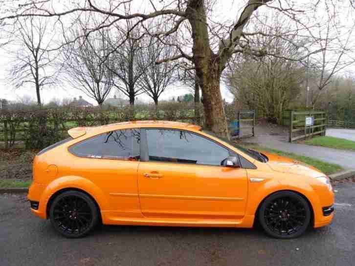 Ford Focus 2.5 ST-2 225 SIV Hatchback 3d 2522cc