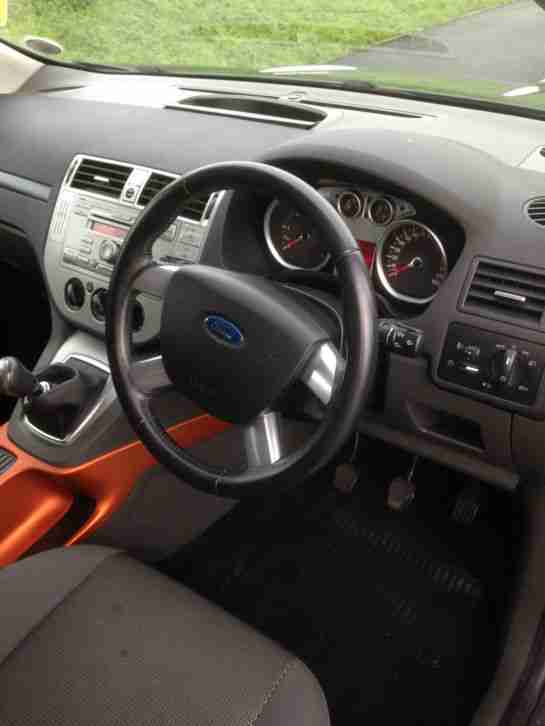 Ford Kuga Zetec 2.0 TDCI 2009 * SUPERB CAR *LOW MILEAGE EXCELLENT S/H ECONOMICAL