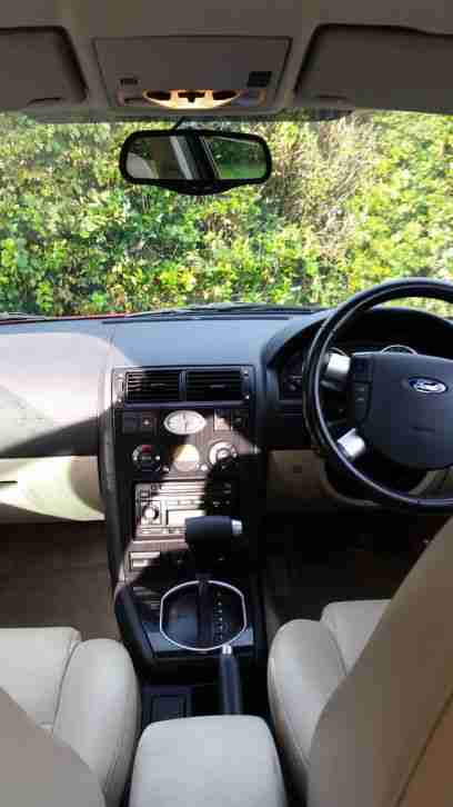 Ford Mondeo Ghia auto estate