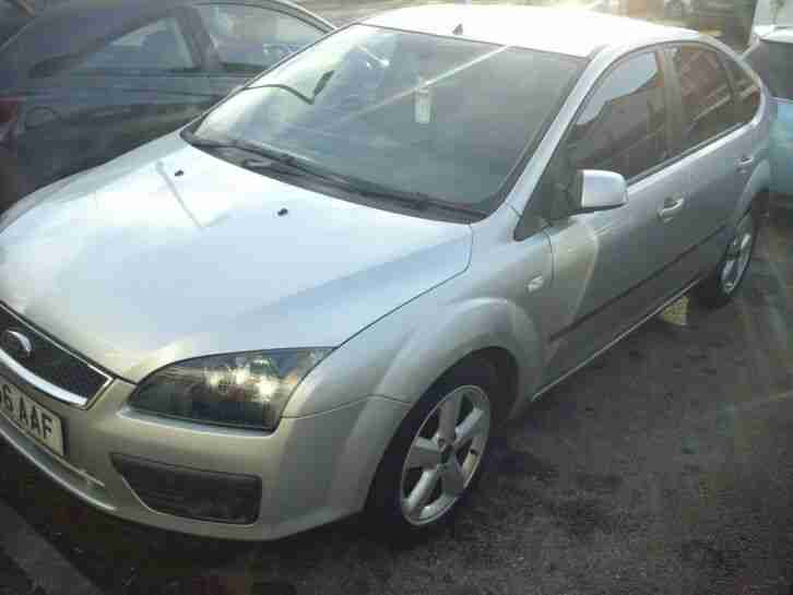 Ford focus AUTOMATIC 950000 spares or repairs needs mot bargain PX swap