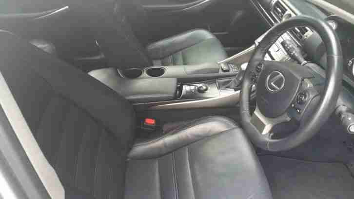 Fully loaded Lexus IS300H 2013