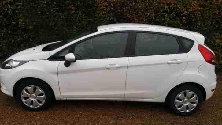 GOOD CREDIT & BAD CREDIT CAR FINANCE FORD FIESTA 1.6 ECONETIC TDCi