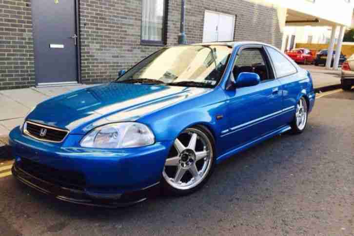 Honda CIVIC COUPE. Honda car from United Kingdom