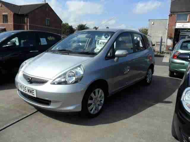 HONDA JAZZ 1.4i-DSI SE