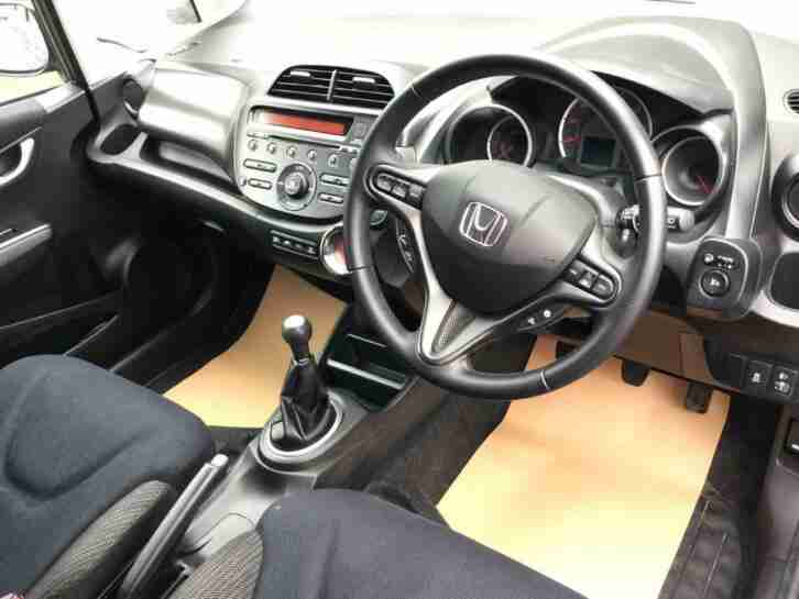 HONDA JAZZ I-VTEC EX 2015 1339cc Petrol Manual