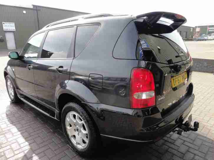 ***HUGE SPEC 57 PLATE SSANGYONG REXTON 2.7 270 SX AUTO WITH SAT NAV***