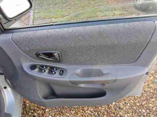 HYUNDAI ACCENT CDX 5 DOOR HATCH BACK, 74,000 MILES,** YEARS MOT **