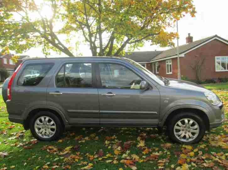 Honda CR-V 2.0 i-VTEC ( Privacy ) Executive PAMPERED THROUGHOUT FULL HONDA