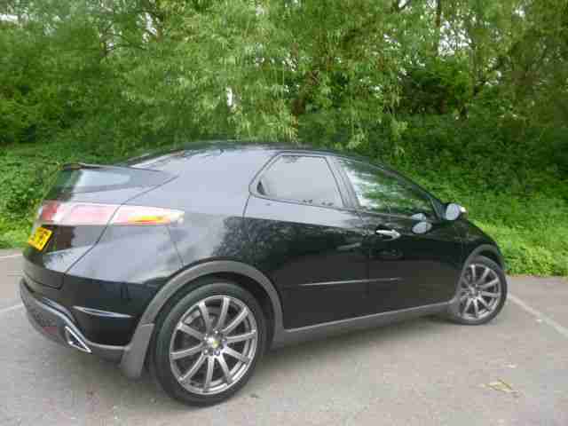 Honda Civic 1.8i-VTEC ( 18in Alloys ) i-Shift EX