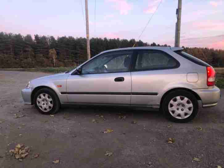 Honda Civic sport 1.4i