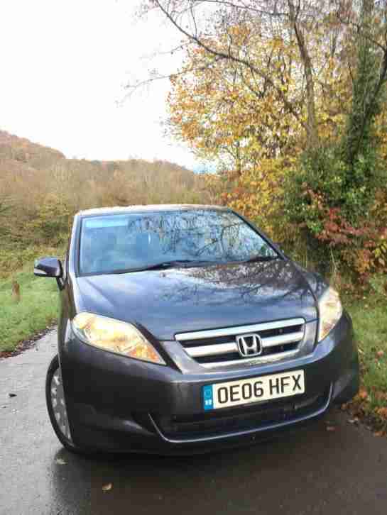 Honda FR-V 2.2i-CTDi (140) SE**6Seater,3 Seats In The Front**Very Rare Indeed...