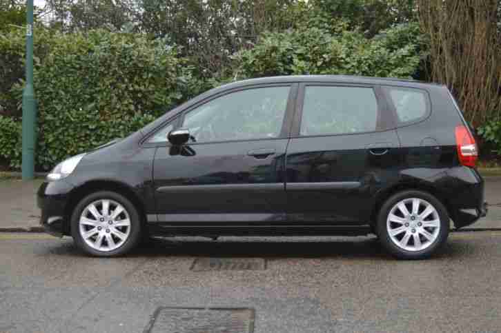 Honda Jazz 1.4i-DSI CVT-7 SE