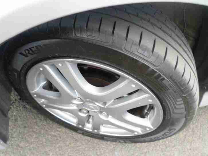 Honda Jazz 1.4i-DSI CVT-7 Sport