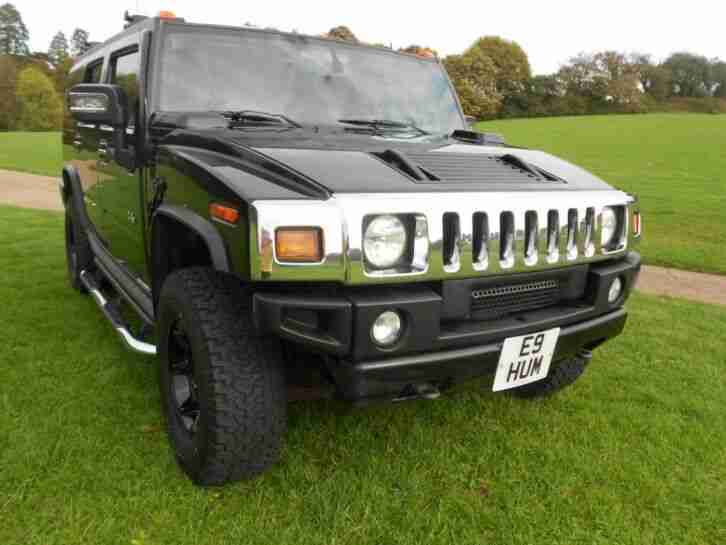 Hummer H2 2006 Model with black Interior Low Miles 53k S/Roof 6 seats LHD