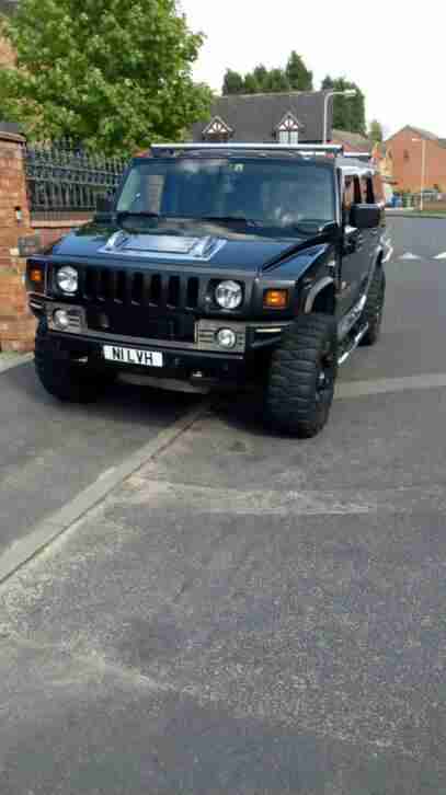 Hummer H2 black